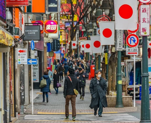 Ιστορική αλλαγή στην Ιαπωνία: Χαλαρώνει τους περιορισμούς στις εξαγωγές όπλων για πρώτη φορά από το 1945